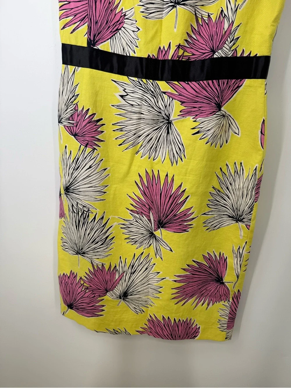 Vtg Cynthia Howie 100% cotton Sleeveless Yellow Floral Sheath Dress  size 10